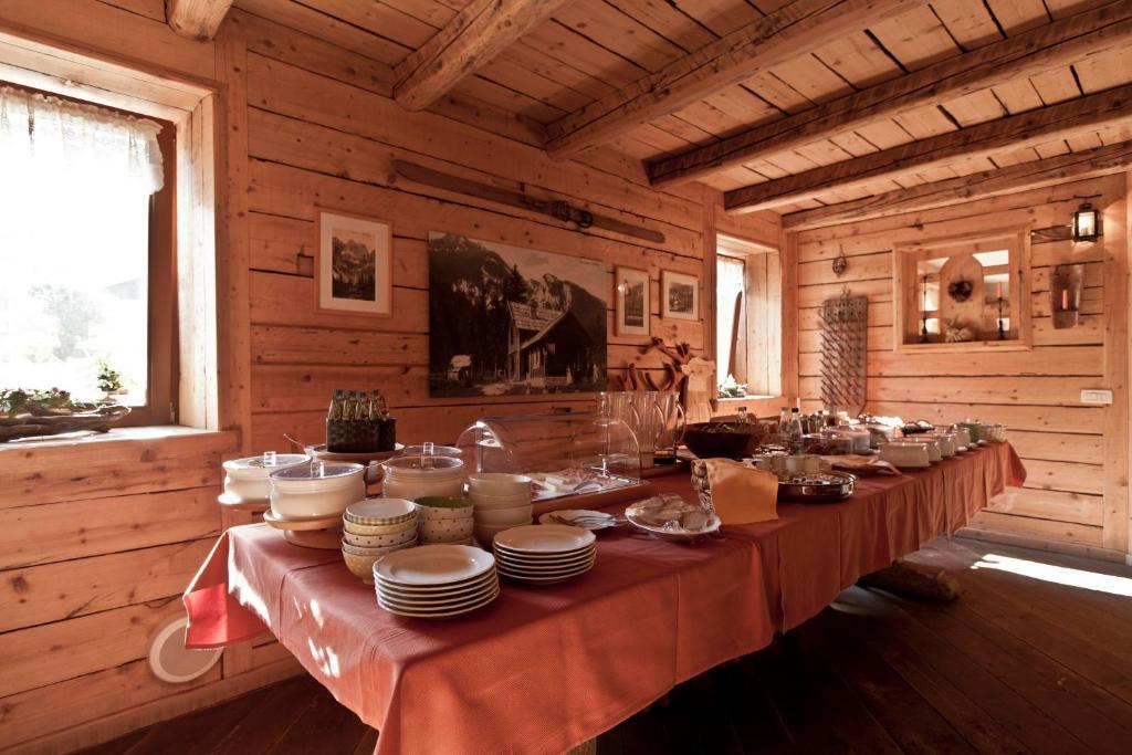 Valbruna Inn Bed & Breakfast Eksteriør billede